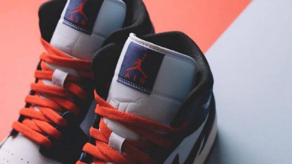 Nike Air Jordan 1 Mid Tops Se Sko Til Mænd Blå Sort