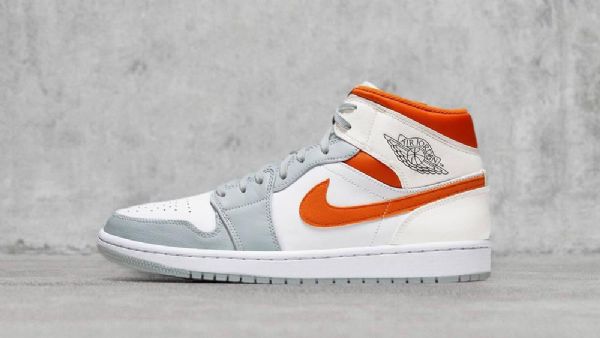 Nike Air Jordan 1 Mid Tops Se Starfish Sko Til Mænd Hvid Orange