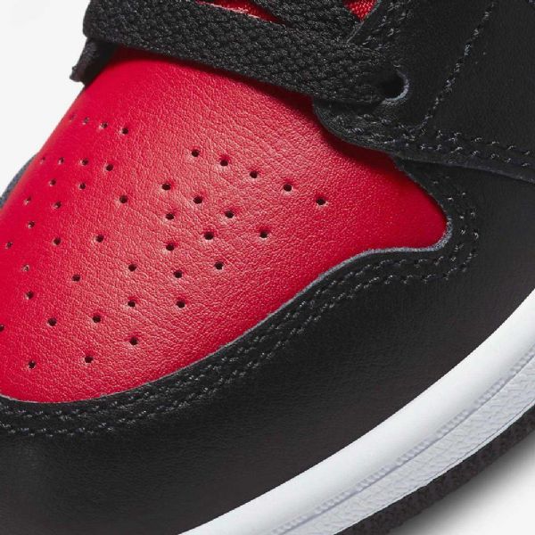 Nike Air Jordan 1 Mid Tops Sko Til Børn Sort Hvid Rød