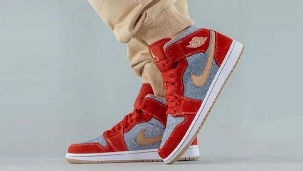 Nike Air Jordan 1 Mid Tops Sko Til Damer Rød Grå