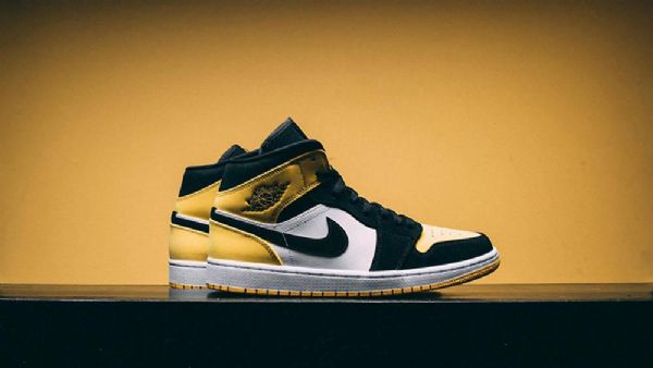 Nike Air Jordan 1 Mid Tops Sko Til Mænd Gul