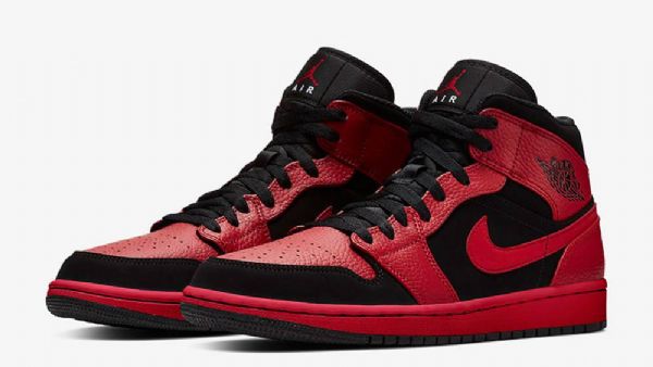 Nike Air Jordan 1 Mid Tops Sko Til Mænd Sort Rød