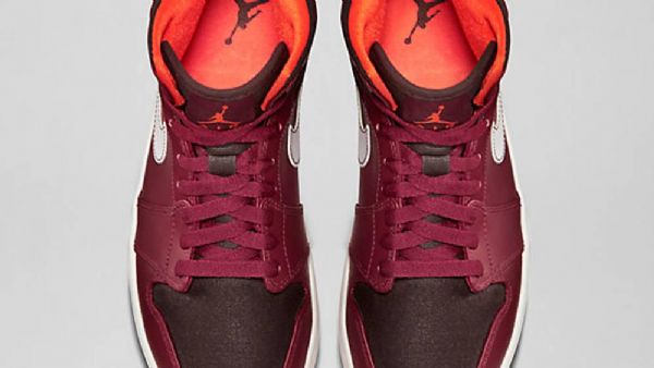 Nike Air Jordan 1 Mid Tops Team Sko Til Mænd Rød