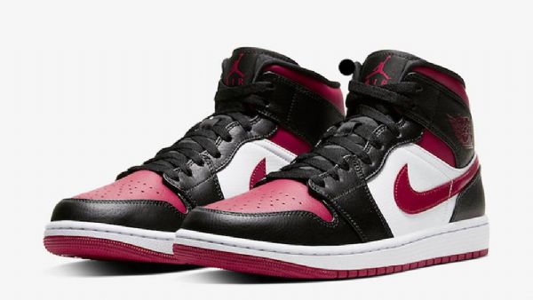 Nike Air Jordan 1 Mid Tops Wide Toe Sko Til Mænd Sort Rød