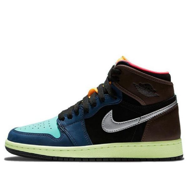 Nike Air Jordan 1 Retro High Overdele Gs Basketball Sko Til Mænd Flerfarvet