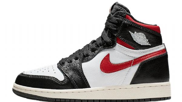 Nike Air Jordan 1 Retro High Tops Og Sko Til Mænd Sort Rød