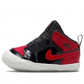 Nike Air Jordan 1 Retro High Tops Og Vuggesko Til Børn Hvid Rød