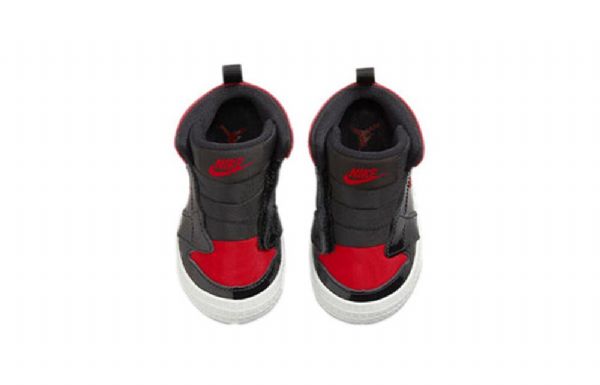 Nike Air Jordan 1 Retro High Tops Og Vuggesko Til Børn Hvid Rød