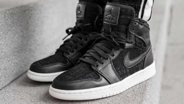 Nike Air Jordan 1 Retro High Tops Sko Til Mænd Sort Hvid