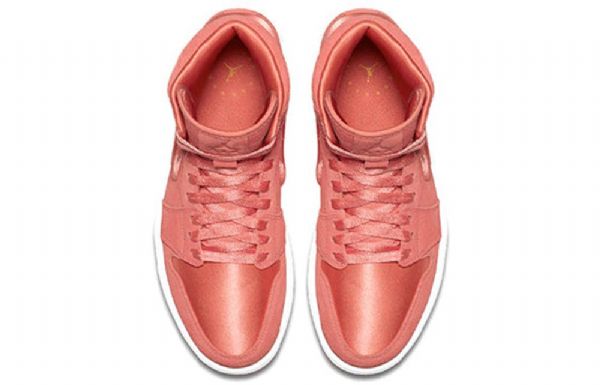 Nike Air Jordan 1 Retro Høje Overdele Basketball Sko Til Damer Coral