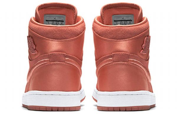 Nike Air Jordan 1 Retro Høje Overdele Basketball Sko Til Damer Coral