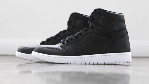 Nike Air Jordan 1 Retro Høje Overdele Og Mandagssko Til Mænd Sort