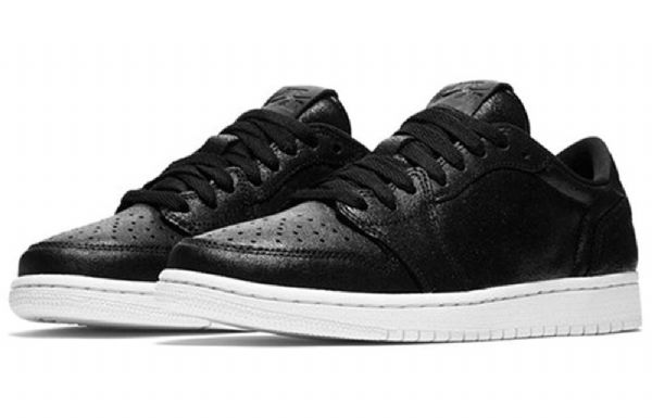 Nike Air Jordan 1 Retro Low Toppe Basketball Sko Til Damer Guld