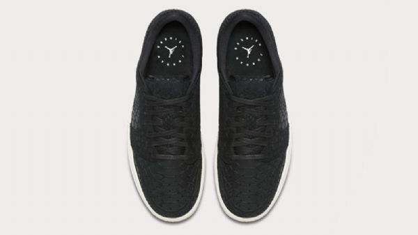 Nike Air Jordan 1 Retro Low Toppe Ingen Swoosh Sko Til Mænd Sort