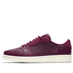 Nike Air Jordan 1 Retro Low Toppe Ns Basketball Sko Til Damer Burgundy