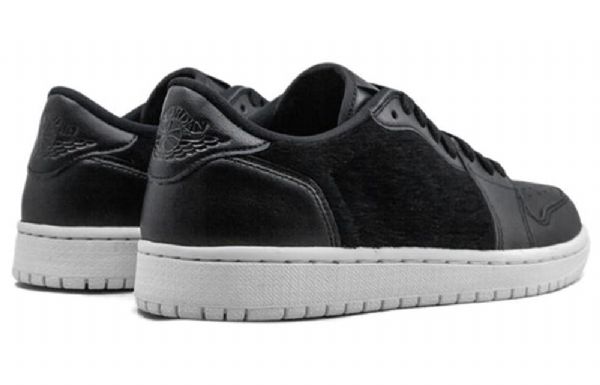 Nike Air Jordan 1 Retro Low Toppe Ns Basketball Sko Til Damer Sort
