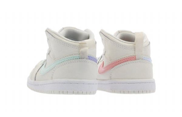 Nike Air Jordan 1 Retro Mid Tops Gt Basketball Sko Til Børn Grå