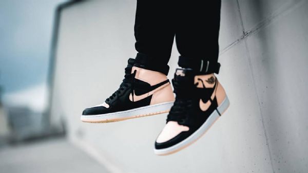 Nike Air Jordan 1 Sko Til Damer Sort Lyserød