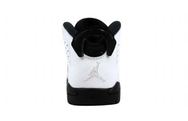 Nike Air Jordan 6 Retro Bt Basketball Sko Til Børn Hvid Sort