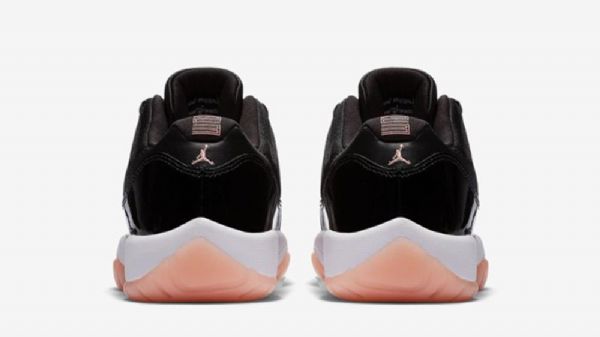 Nike Air Jordan 11 Low Toppe Bleget Gg Sko Til Mænd Sort