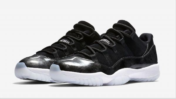 Nike Air Jordan 11 Low Tops Barons Sko Til Mænd Sort