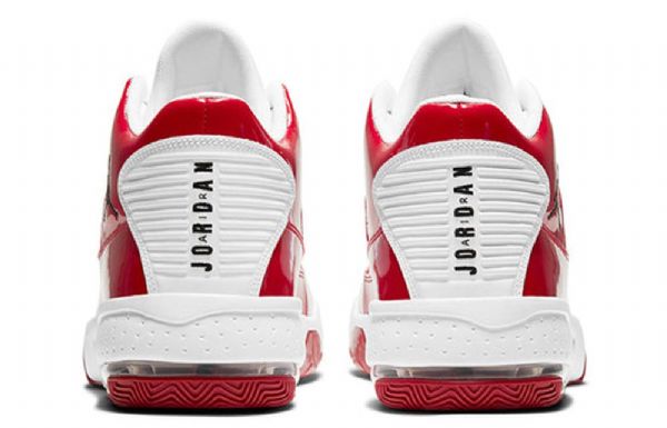 Nike Air Jordan Max Aura 2 Retro Basketball Sko Til Mænd Hvid Rød