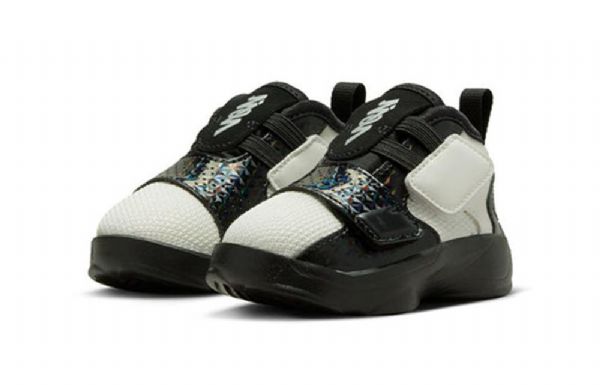 Nike Air Jordan Zion 2 Td 25 År I Kina Marathon Løbesko/sneakers Til Børn Sort Hvid