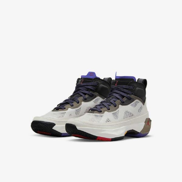 Nike Air Jordan Xxxvii Sko Til Børn Lyse Sort Mørkerød