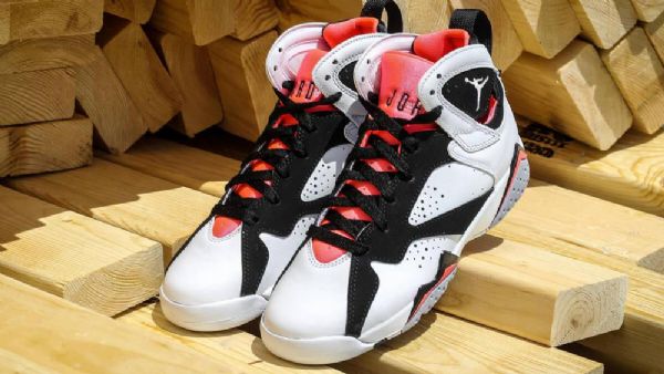 Nike Air Jordan 7 Gg Hot Lava Sko Til Mænd Hvid Sort