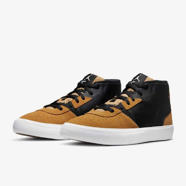 Nike Air Jordan Series Mid Tops Sko Til Mænd Sort Guld Hvid