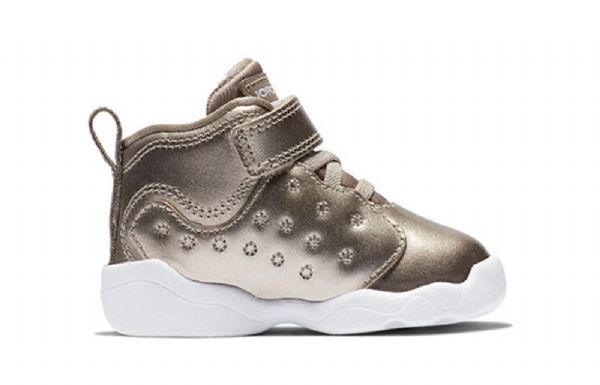 Nike Air Jordan Jumpman Team 2 Se Guld Td Sko Til Børn Sølv