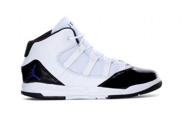 Nike Air Jordan Max Aura Bp Retro Basketball Sko Til Børn Hvid Sort