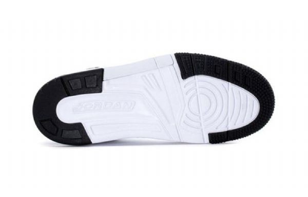 Nike Air Jordan Max Aura Bp Retro Basketball Sko Til Børn Hvid Sort