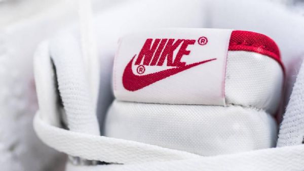 Nike Air Jordan 1 Ko Og Sko Til Mænd Grå Rød