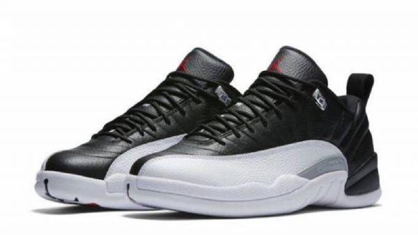 Nike Air Jordan 12 Low Tops Playoffs Sko Til Mænd Sort Hvid