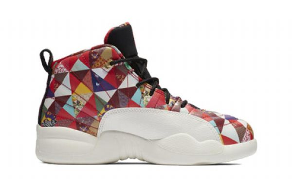 Nike Air Jordan 12 Retro Ps Basketball Sko Til Børn Flerfarvet