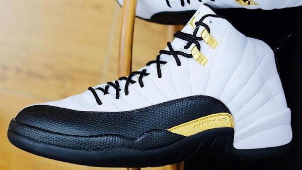Nike Air Jordan 12 Royalty Sko Til Mænd Hvid Sort