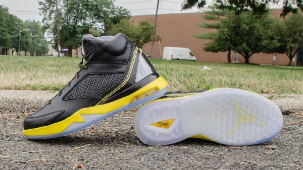 Nike Air Jordan Future Flight Remix Sko Til Mænd Sort Gul